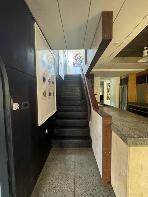 Electric Waihi Beach House - Family & Dog Friendly, Close To Beach, Pool Table, Outdoor Fire Room, Skate Ramp Bowentown エクステリア 写真
